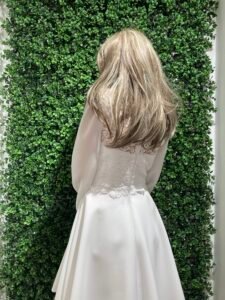 Konfirmationskjole BIANCA 2026 enkel nederdel