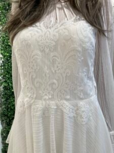 Konfirmationskjole REAL SILK blonde overdel 2026