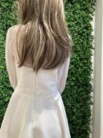 KARINA konfirmationskjole 2026 – klassisk A-formet design